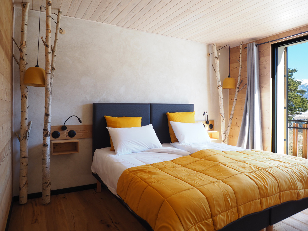 Domaine les 4 Vents, élégant gîte privé 4 suites vue montagne pour 2 à 8 personnes au cœur de 12 ha