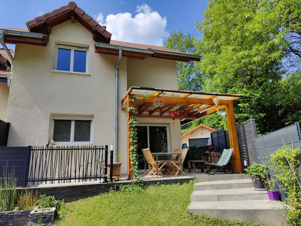 Maison à la campagne à deux pas d'Annecy
