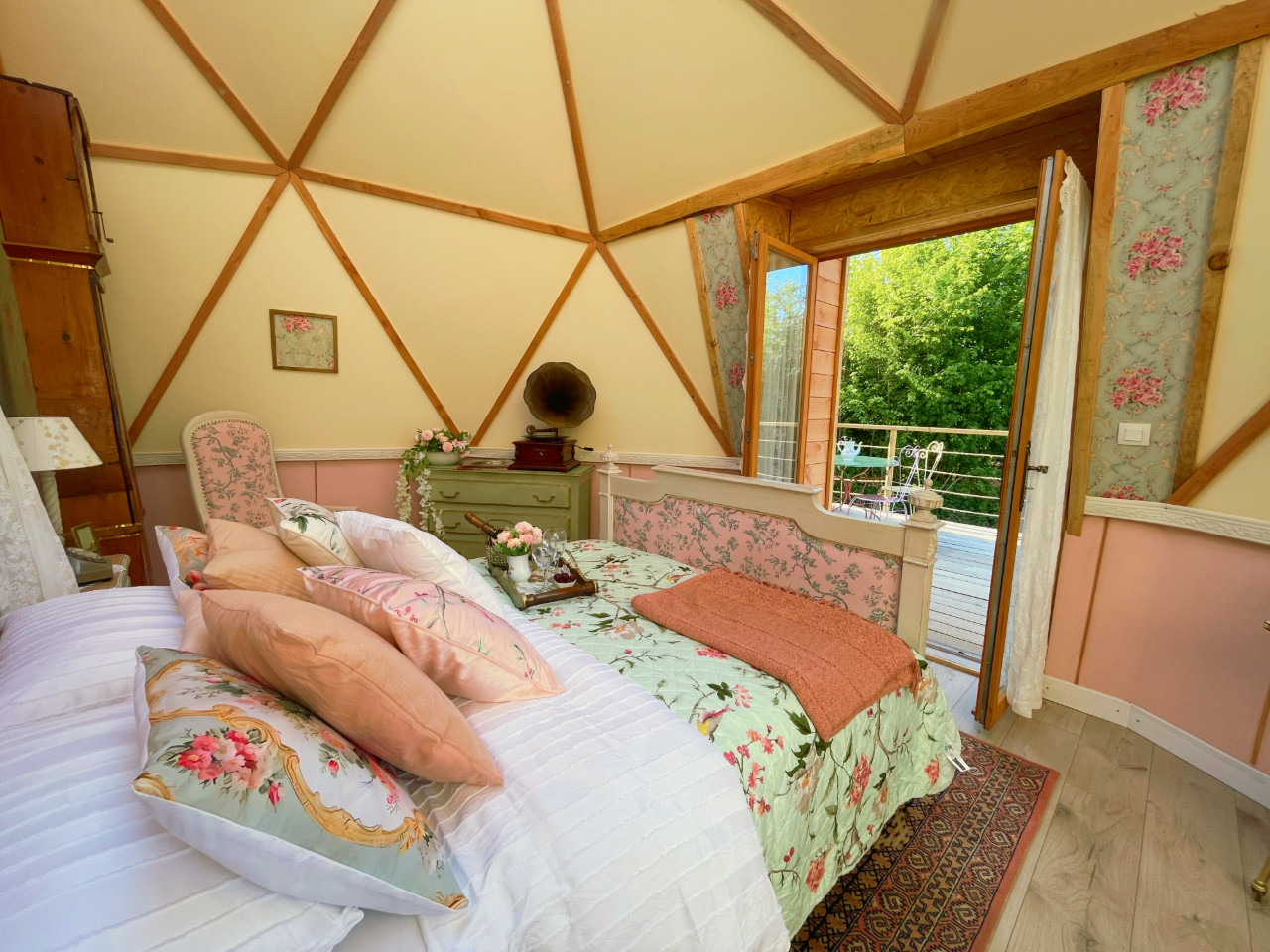 orderedImageAlt_accommodation_default