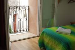 orderedImageAlt_accommodation_default