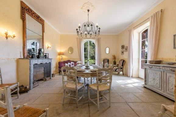 Logement insolite Gard Gîte de groupe