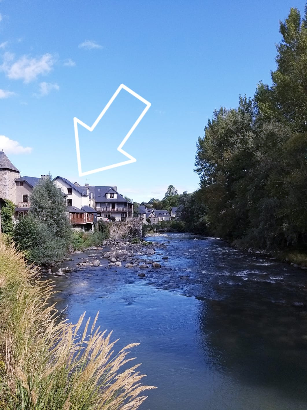 Vue imprenable sur la rivière