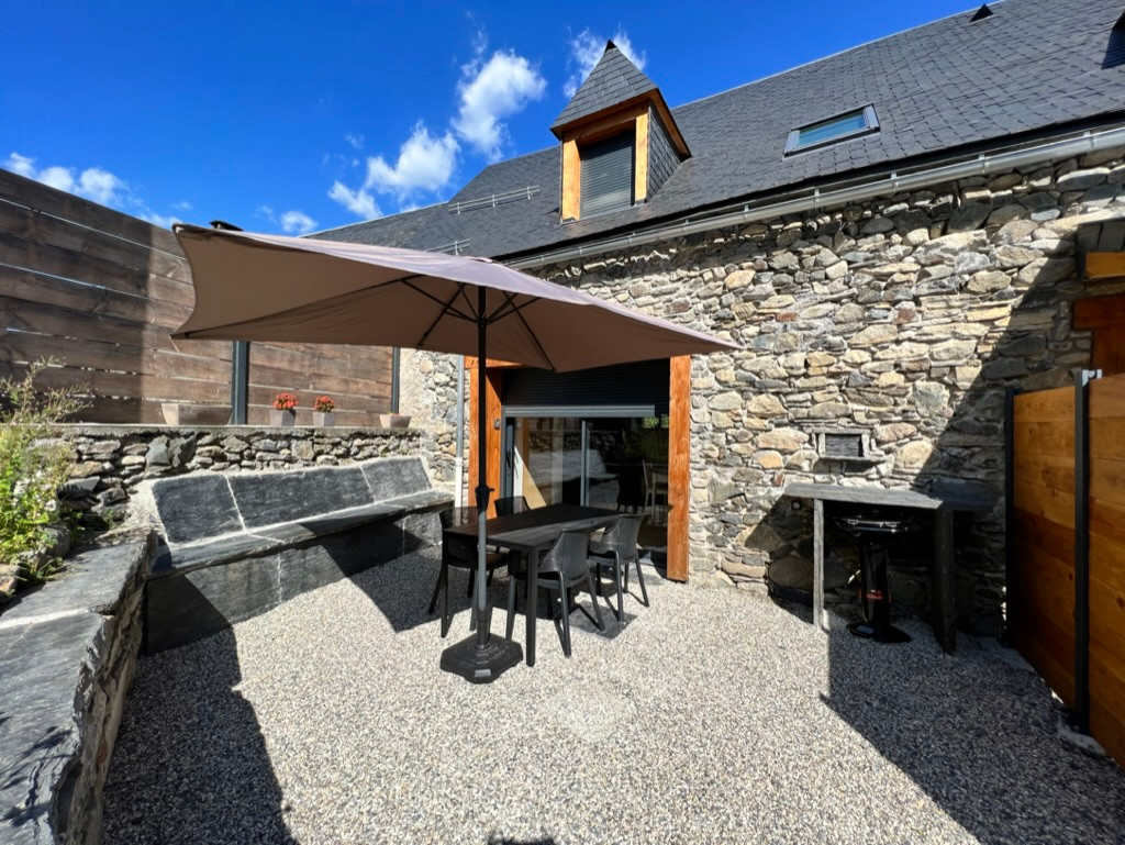 "la grange du Pi" parking terrasse wifi