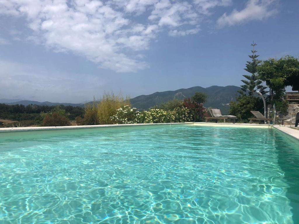 GreenGo Villa Serra piana au calme, piscine en pleine nature, vue mer et montagne, la plage à 5min