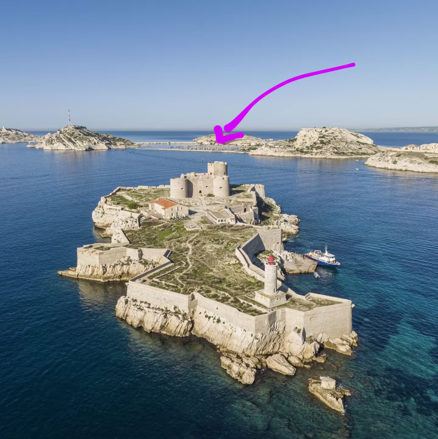 Studio sur l'île du Frioul (parc Naturel des Calanques)