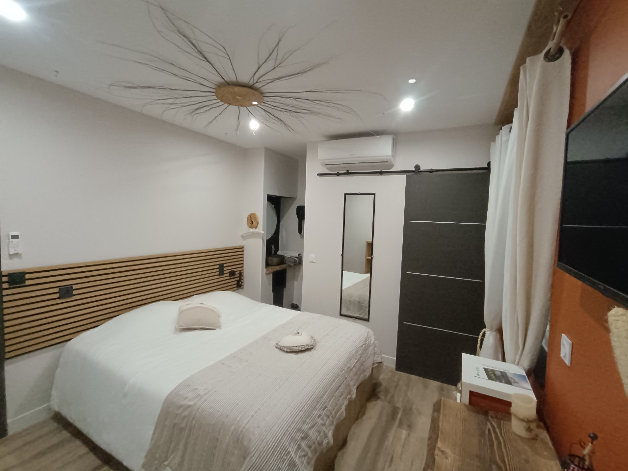 orderedImageAlt_accommodation_default