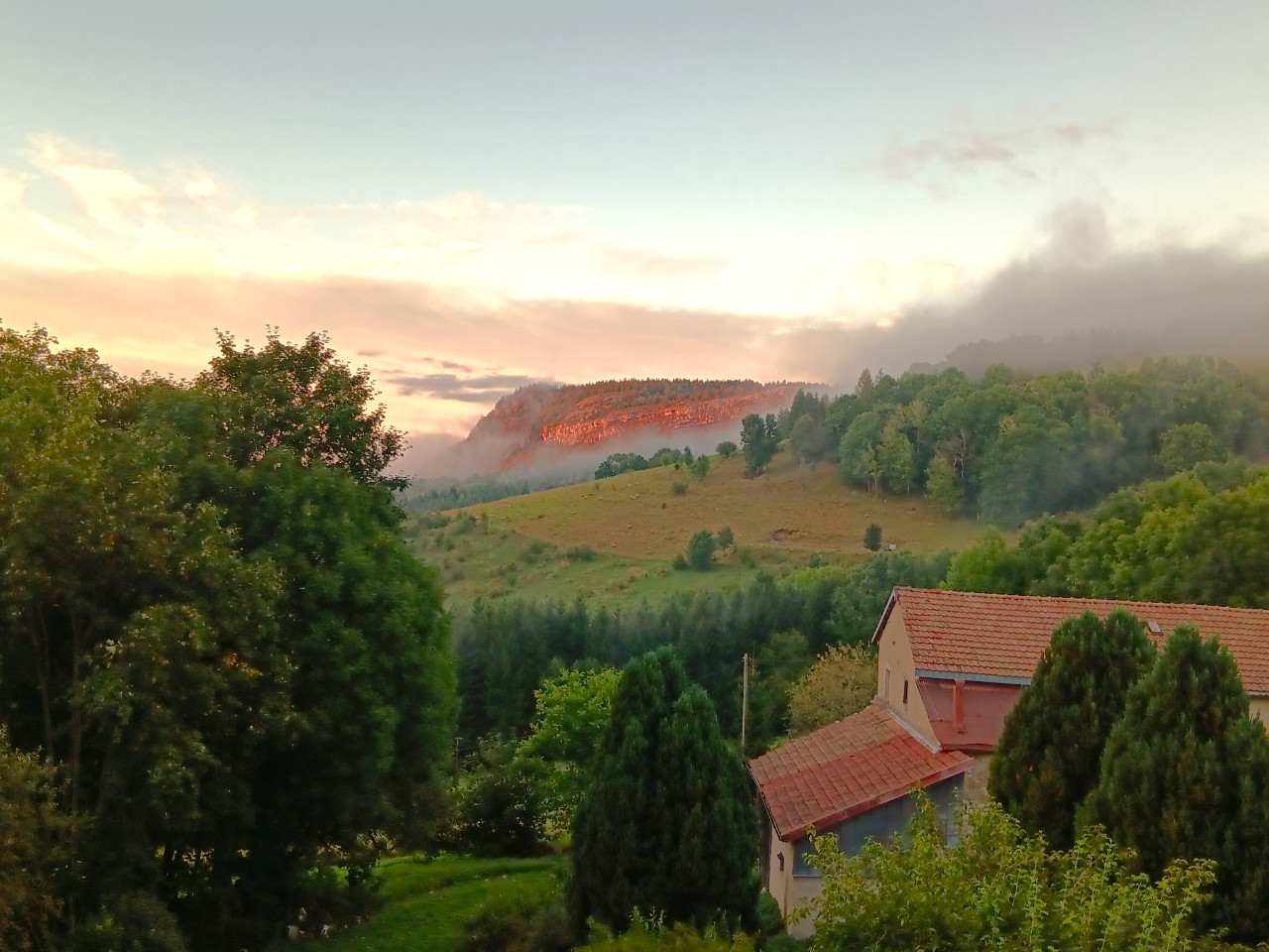 orderedImageAlt_accommodation_default