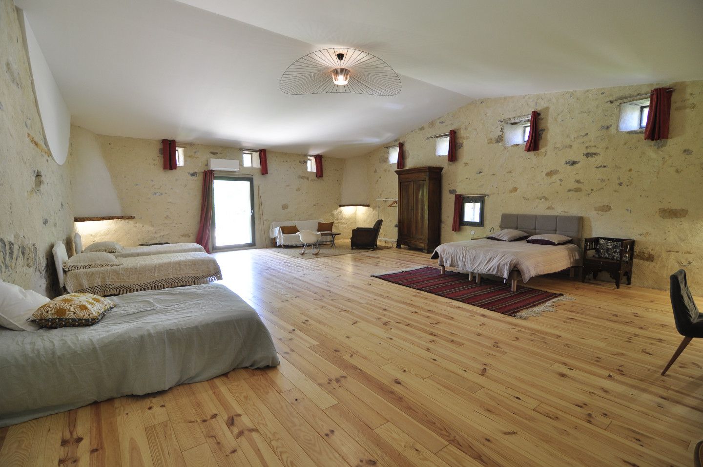 orderedImageAlt_accommodation_default