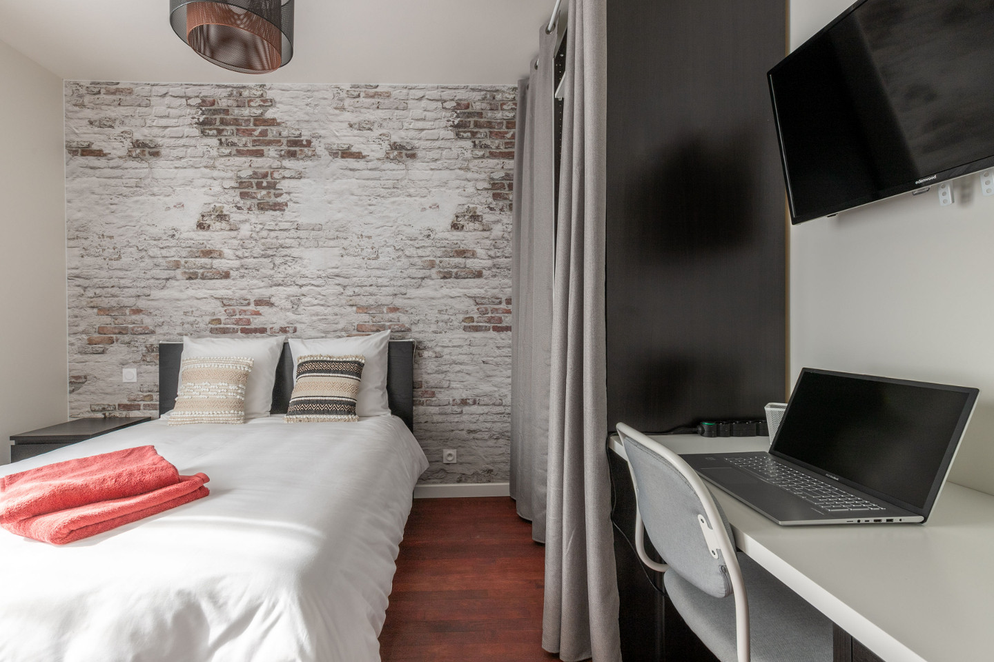orderedImageAlt_accommodation_default