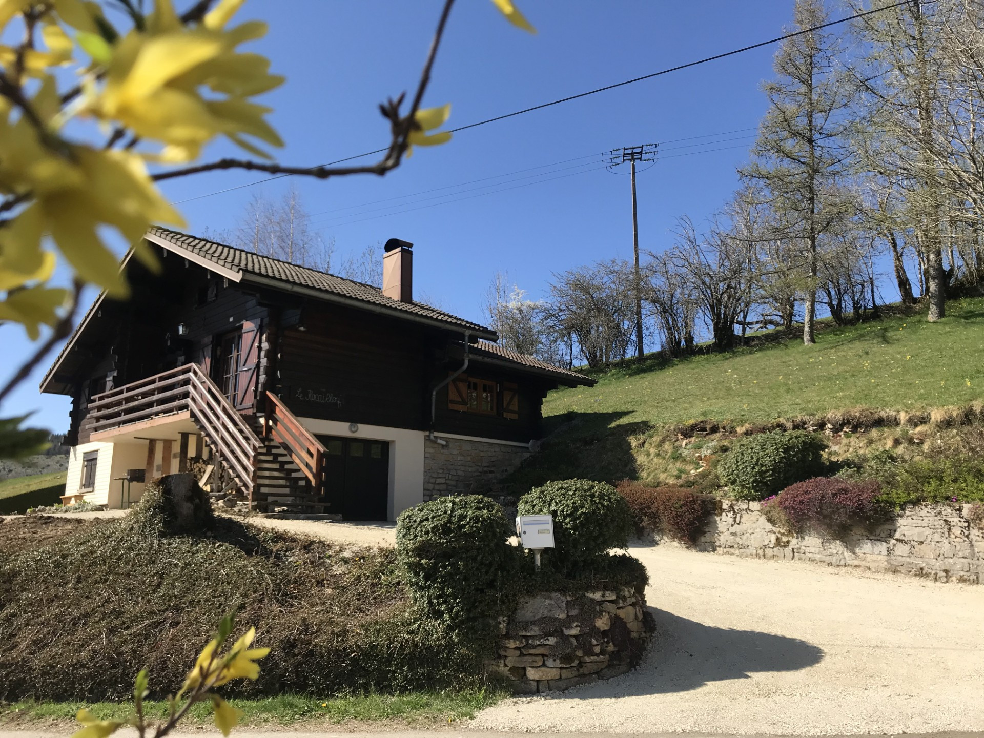 Au Doubs Chalet du Jura