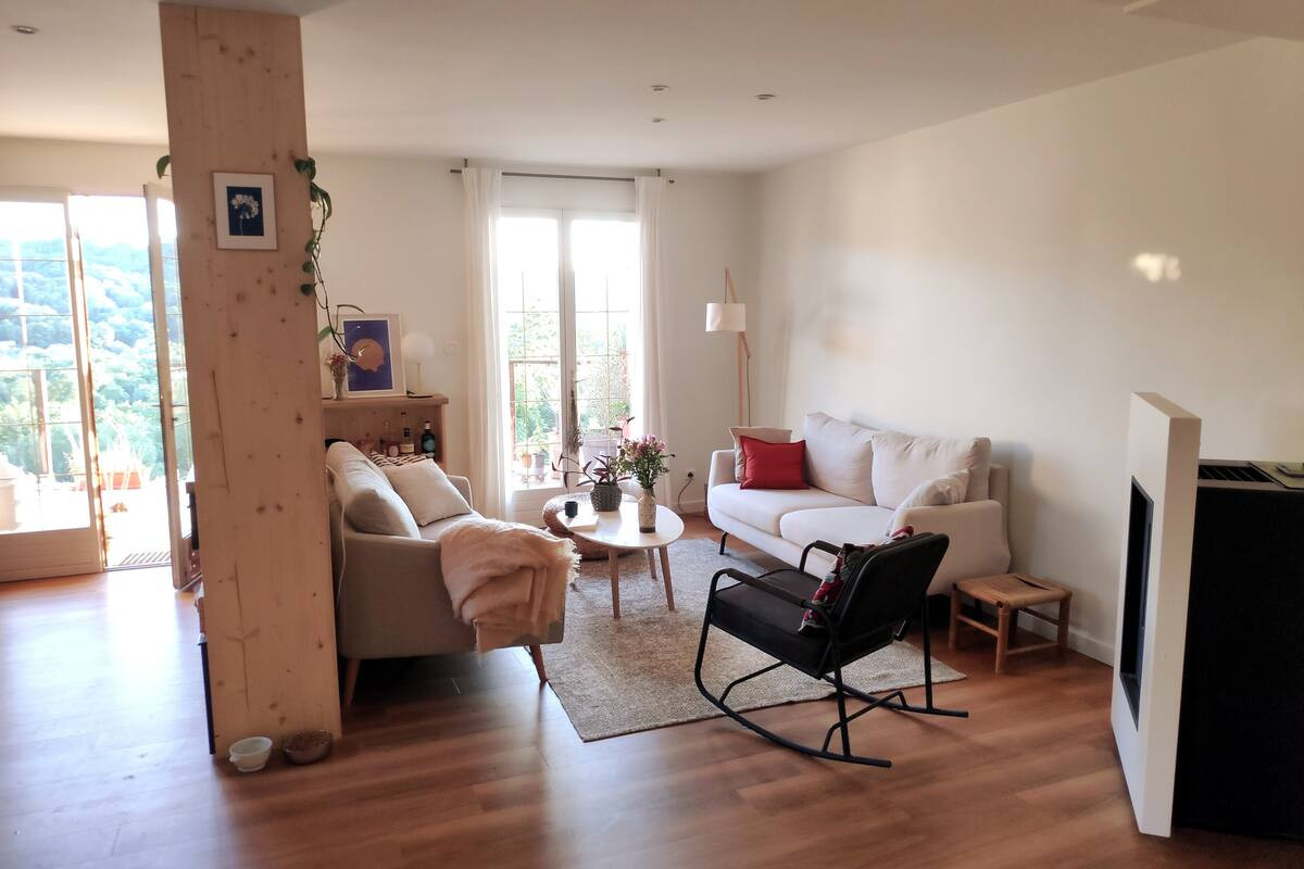 Maison en pierre avec Mochi