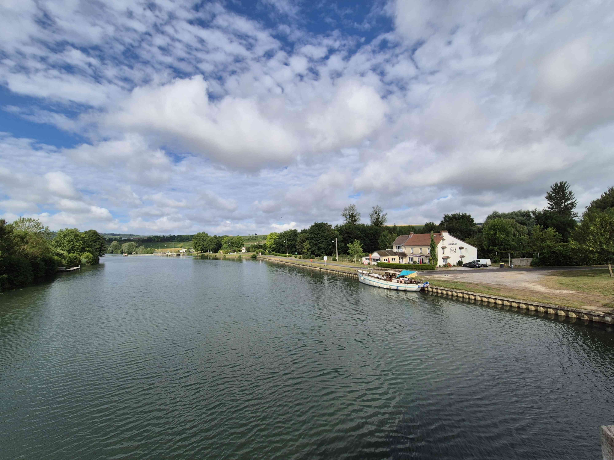 GreenGo Auberge du Bac - entre 2 Rives