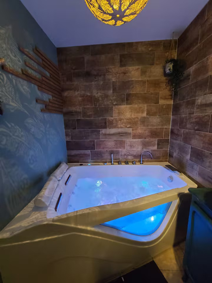 Hôte GreenGo: Petit paradis de montagne avec piscine et jacuzzi