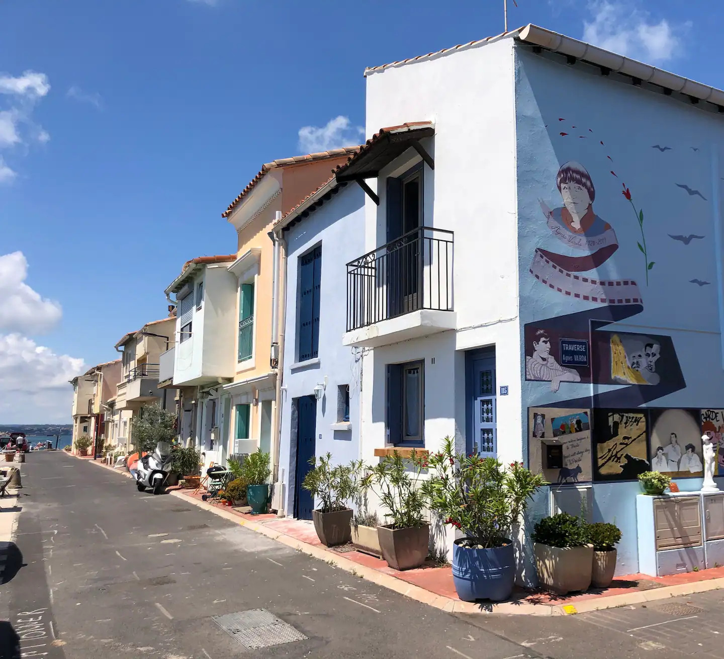 La maison bleue de la pointe courte