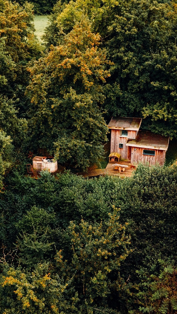 Logement GreenGo: Cabanes duo spa au bord de l'eau - douche à proximité