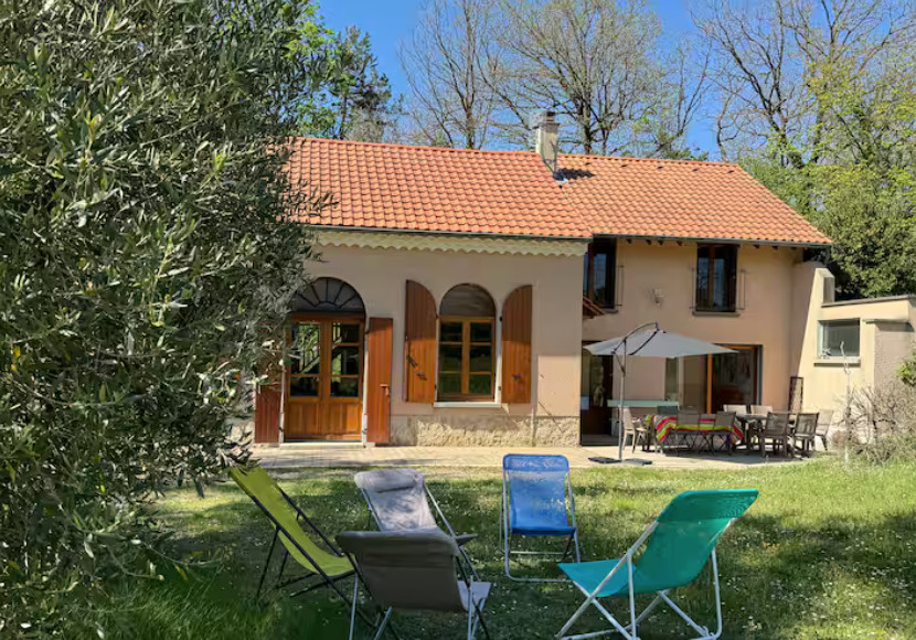 Logement GreenGo: Maison avec son accès privé à la rivière