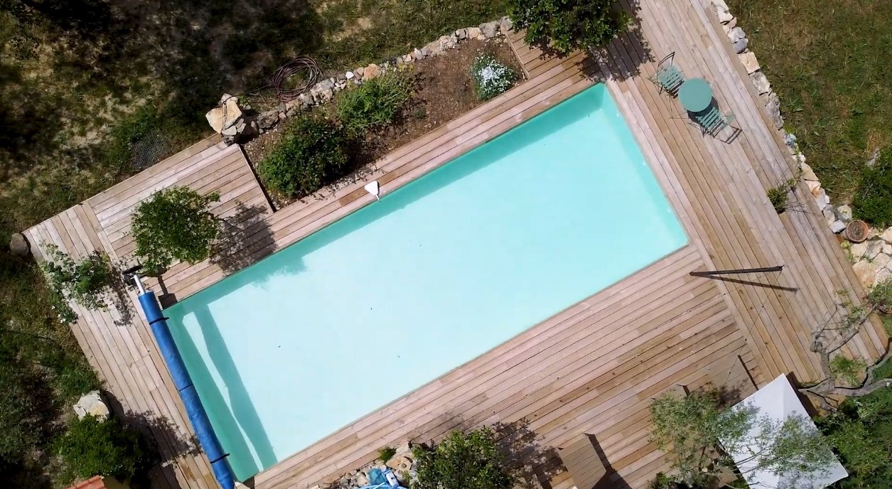 GreenGo Petite maison atypique et sa chambre indépendante sur un grand terrain nature avec piscine privée