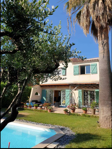 Villa près de la plage