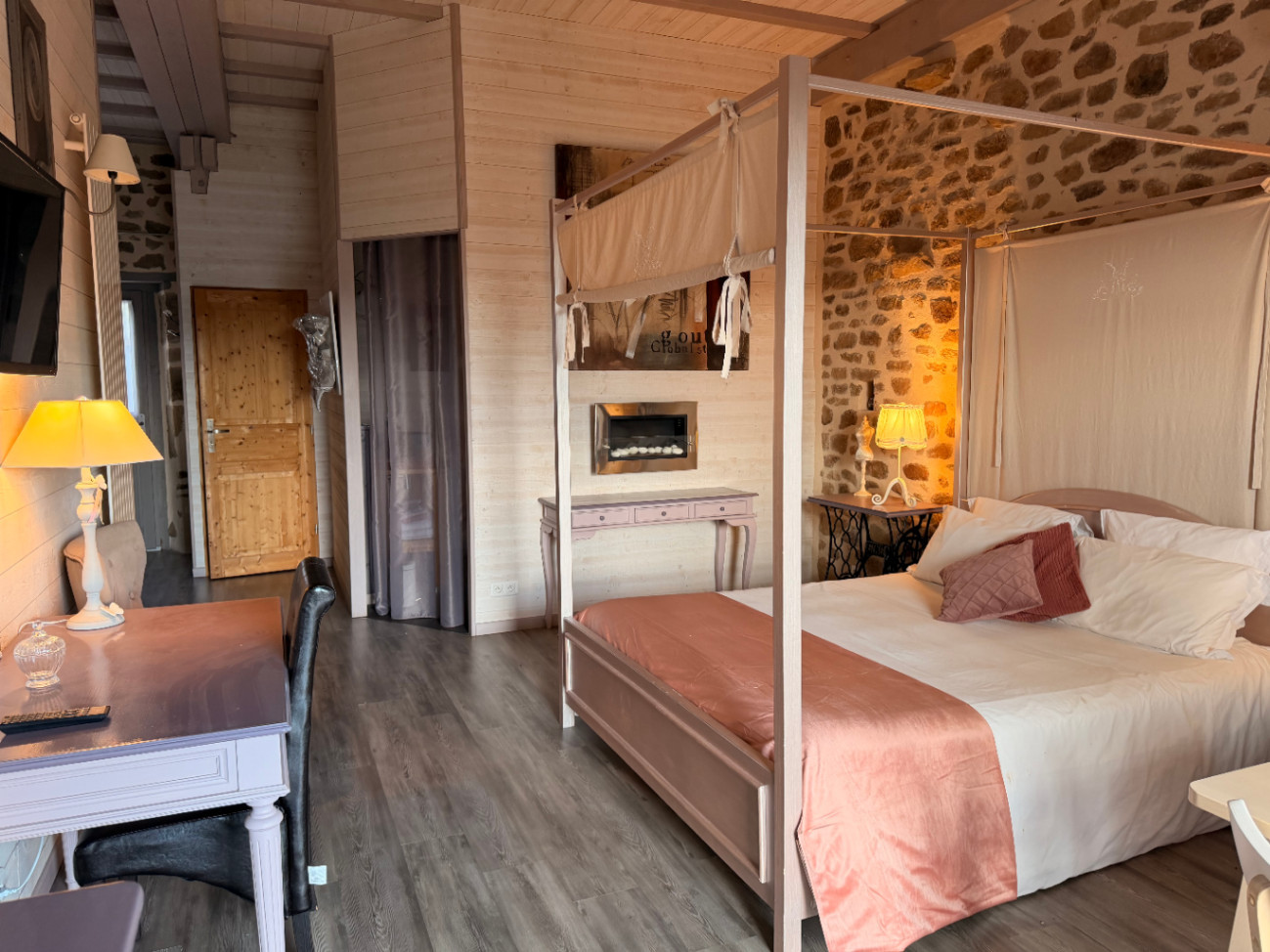 orderedImageAlt_accommodation_default