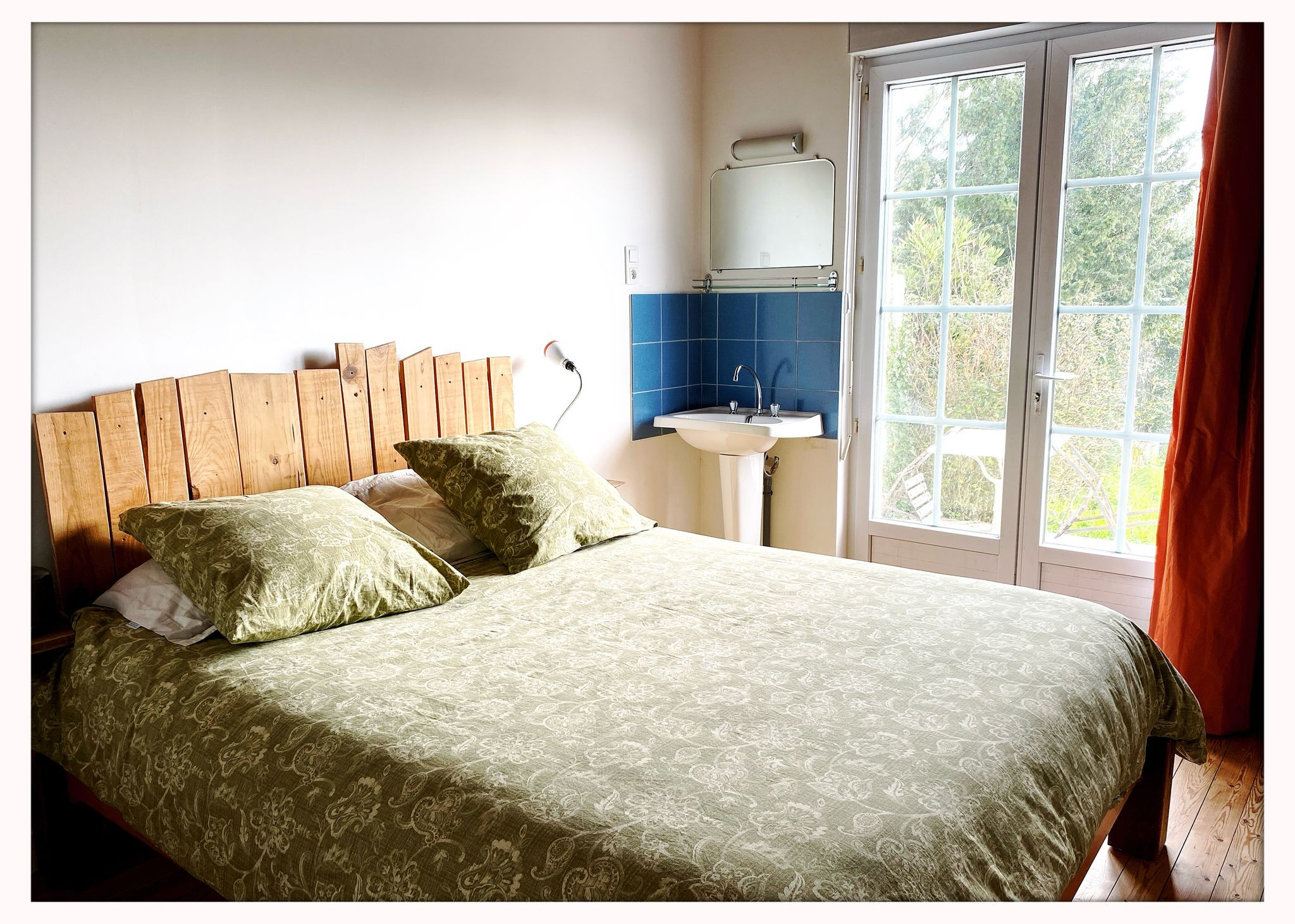 Chambre dans Maison d'Artistes Plasticiens