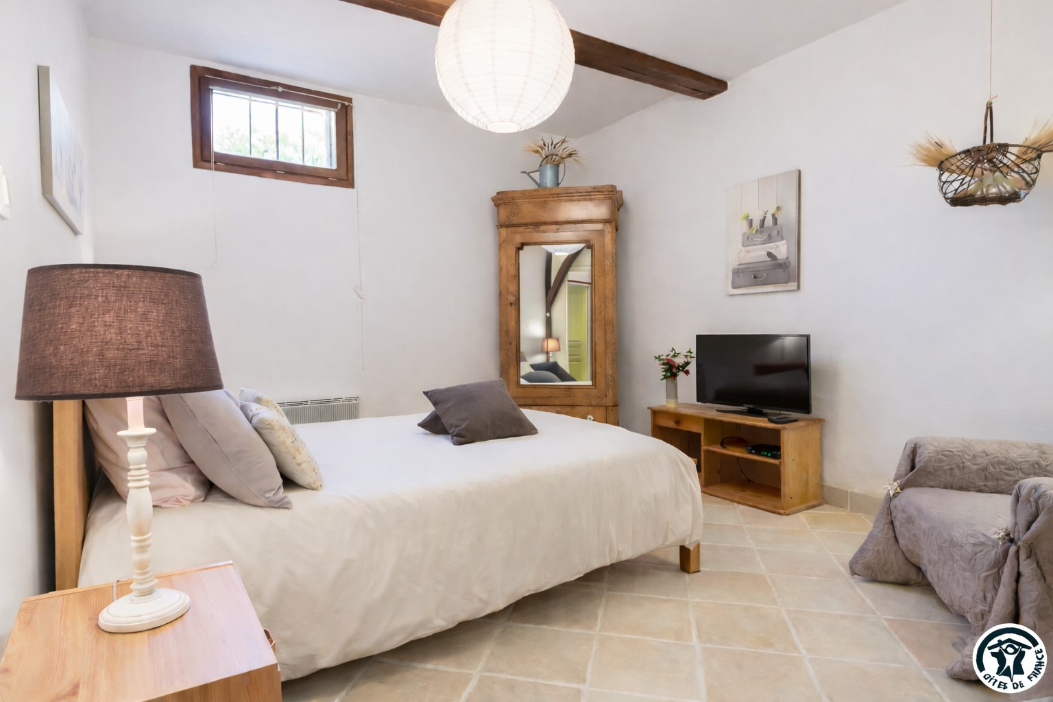 orderedImageAlt_accommodation_default