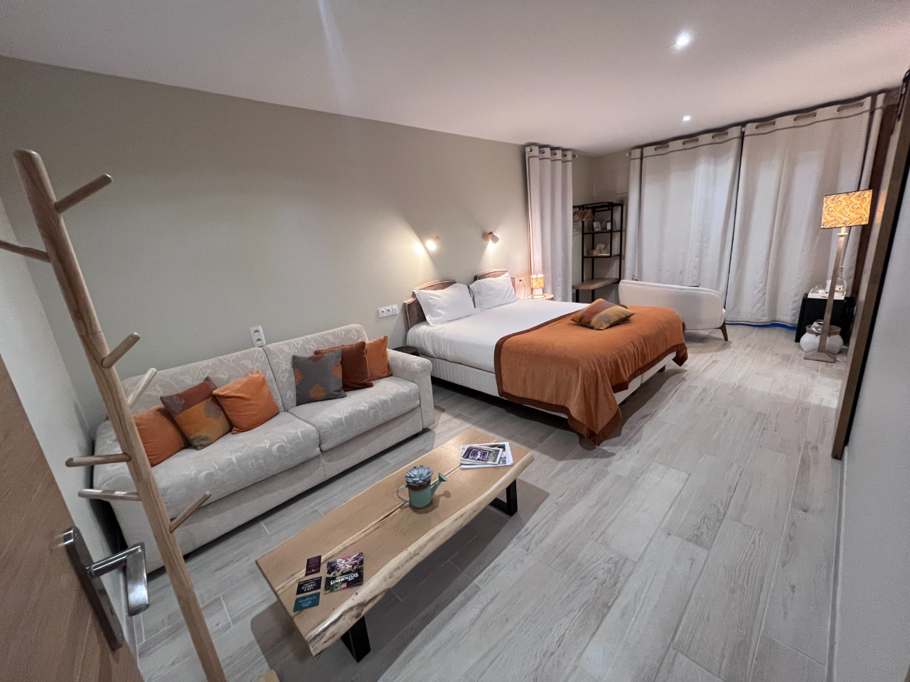 orderedImageAlt_accommodation_default