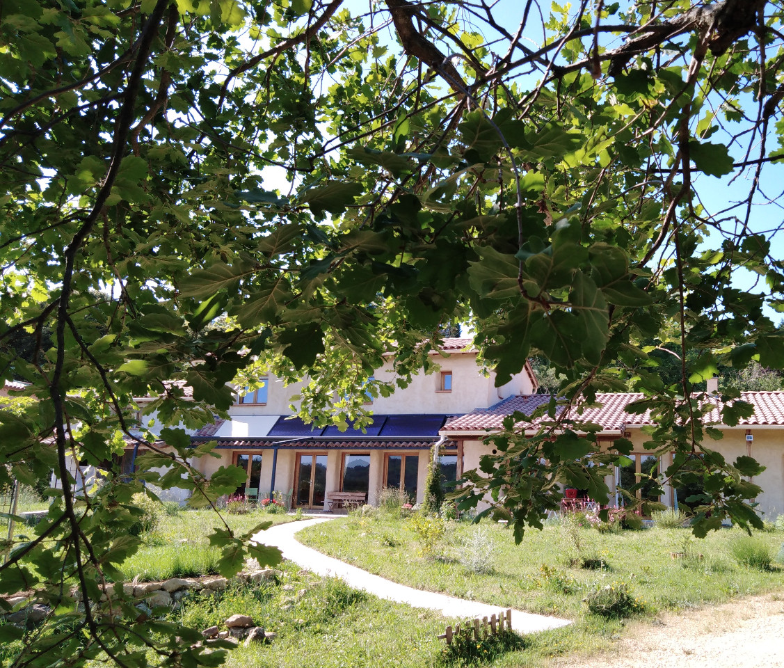 Hôte GreenGo: Le Clou de girolle, une maison en paille