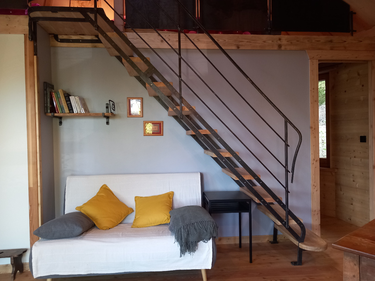 Logement insolite Hautes-Alpes À la campagne