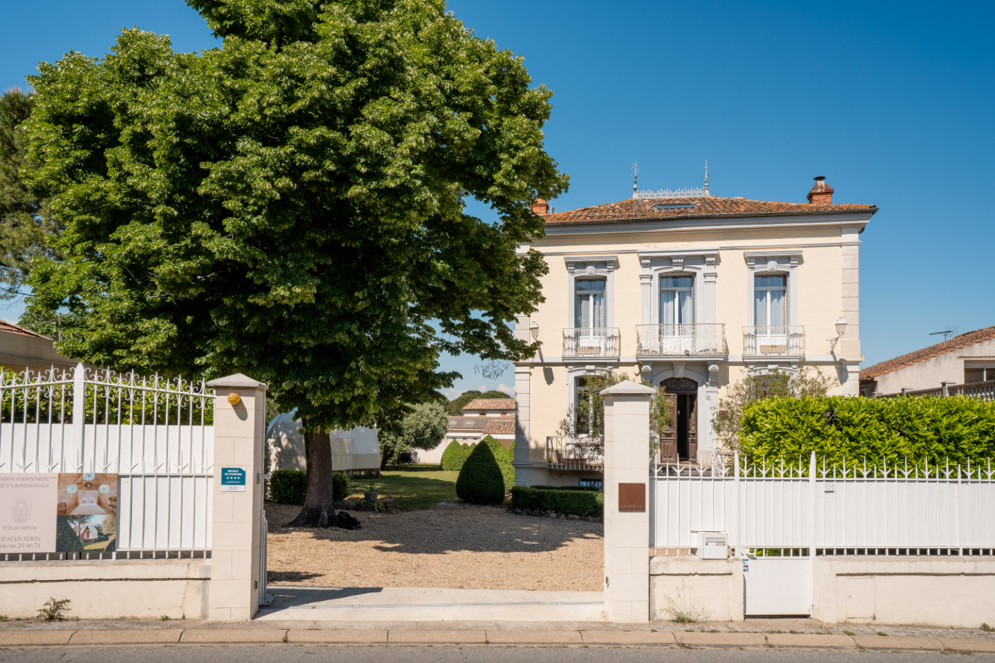 Logement GreenGo: Maison de maître 4* - piscine & jardin (6 pers)