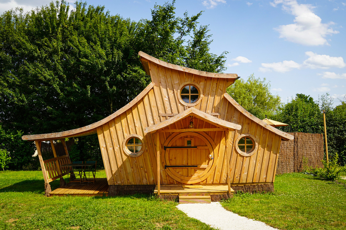 GreenGo La maison de hobbit de l'Orée des 4 chemins