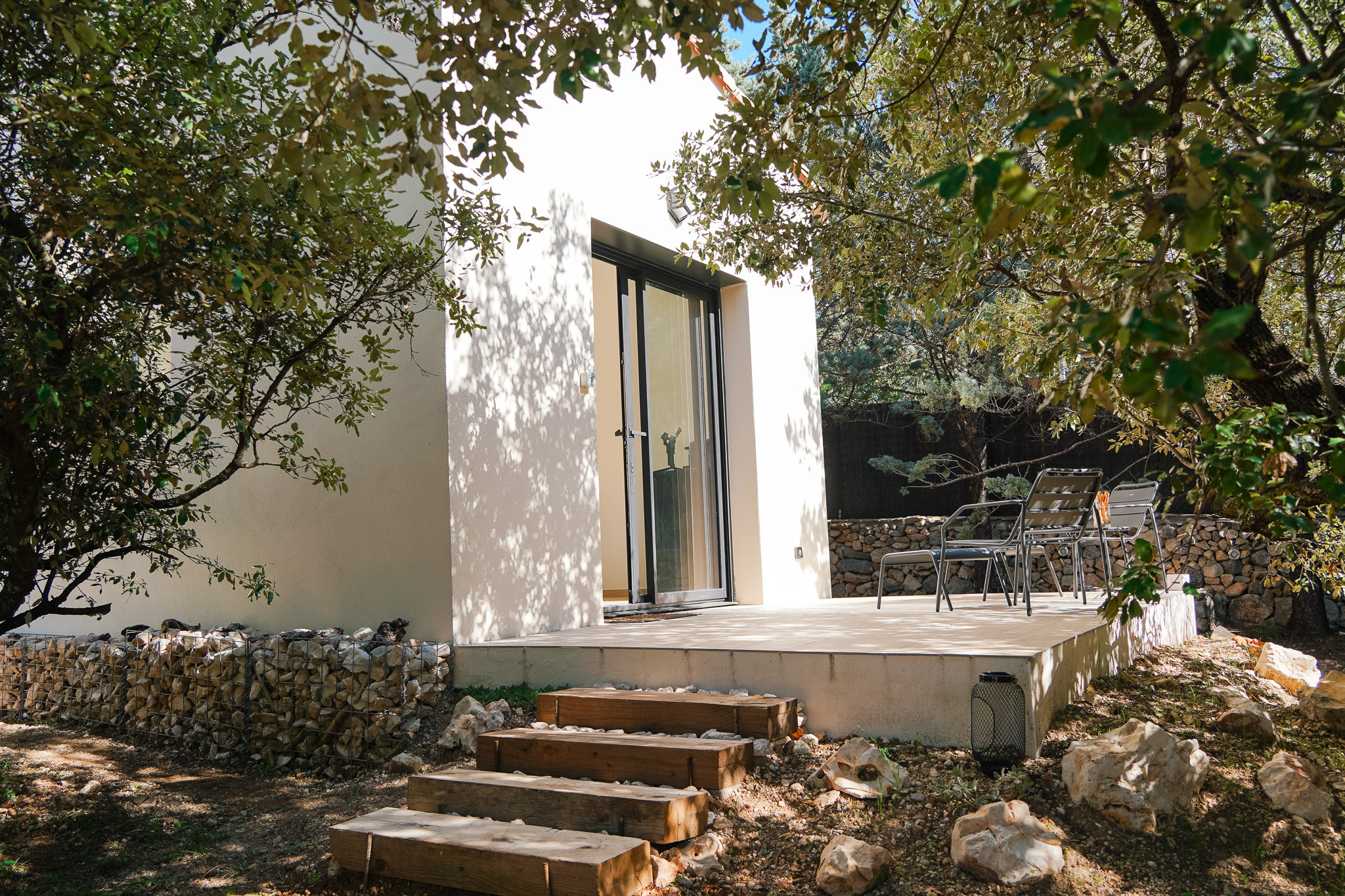 GreenGo Lodge cosy et jacuzzi dans la garrigue à Murles