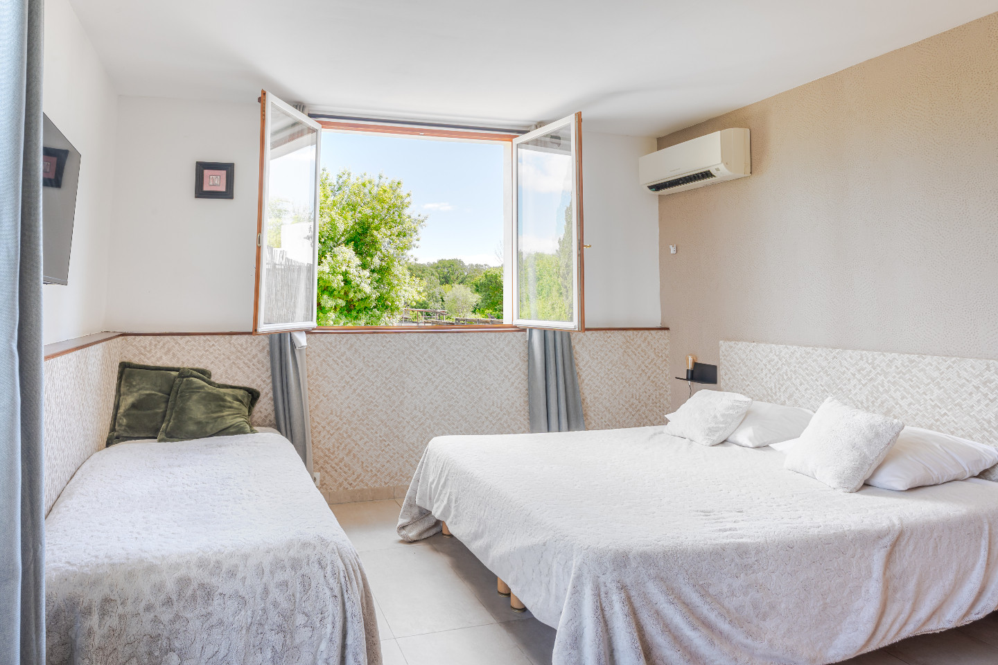 orderedImageAlt_accommodation_default