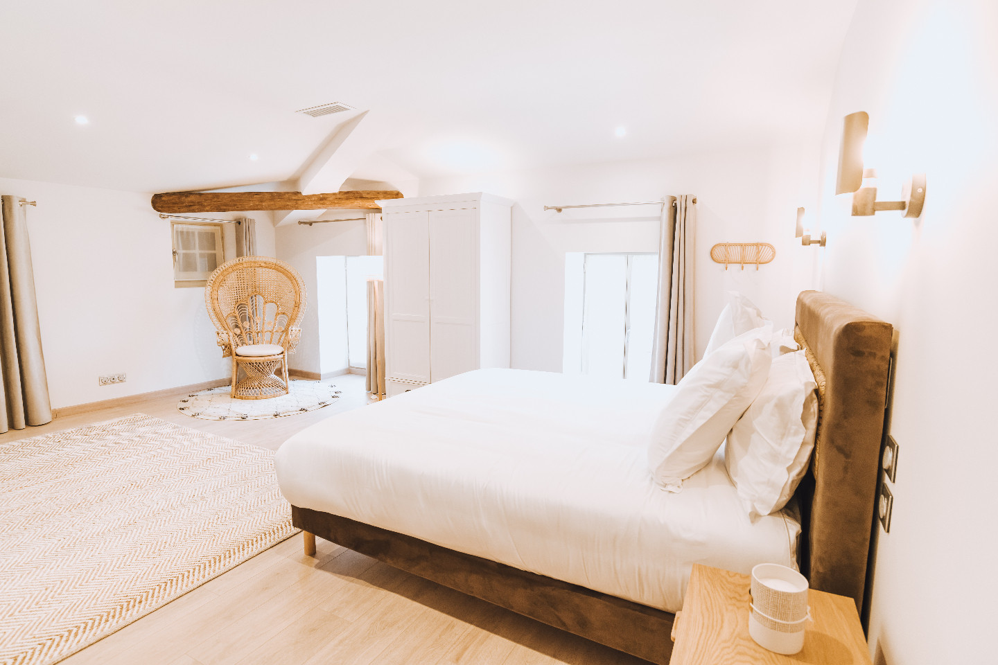 Logement GreenGo: Les Génoises, Gîte 5* climatisé avec piscine et sauna à Pézenas