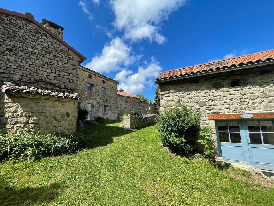GreenGo Gîte Auvergne-Rhône-Alpes Évasion