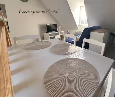  Cantal À la campagne