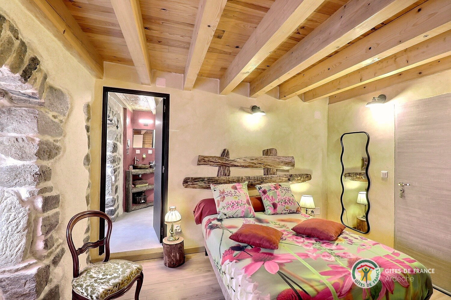 orderedImageAlt_accommodation_default
