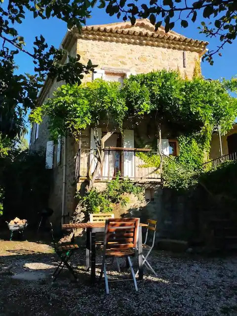 Hôte GreenGo: Elégante maison des Baronnies provençales avec grand jardin