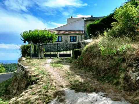 Gîte à Chazeaux
