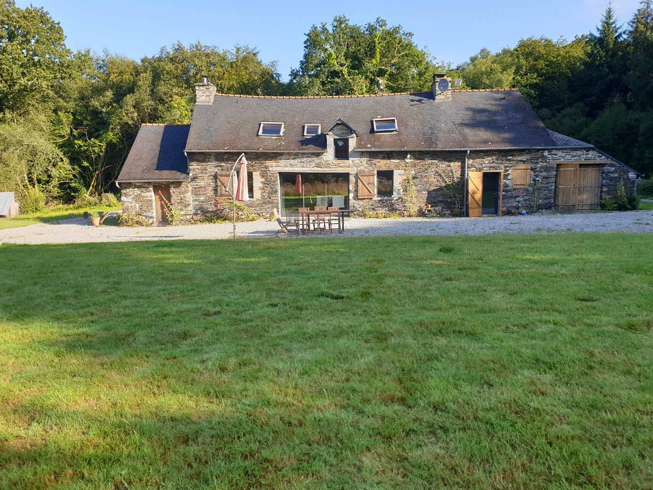 Parc Lann charmante longère au coeur d'une forêt en Centre-Bretagne