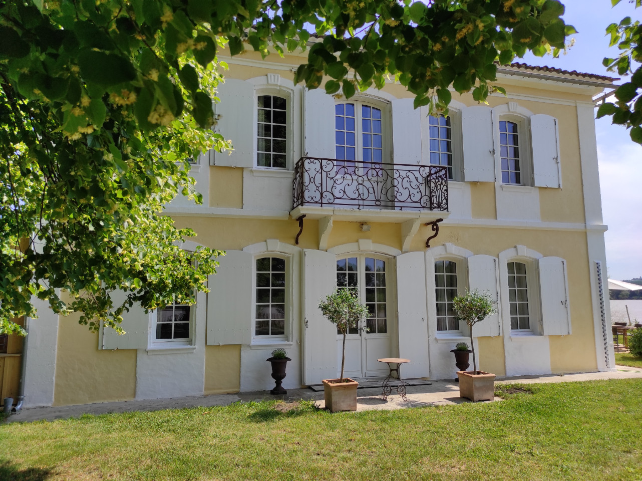 Maison Port Valade