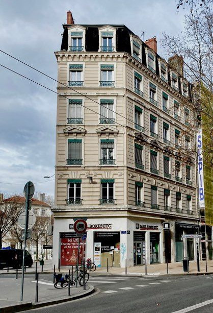 Haussmanien lumineux, l'Encoignure