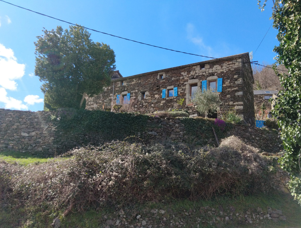 Maison à Sablières, vallée de la Drobie