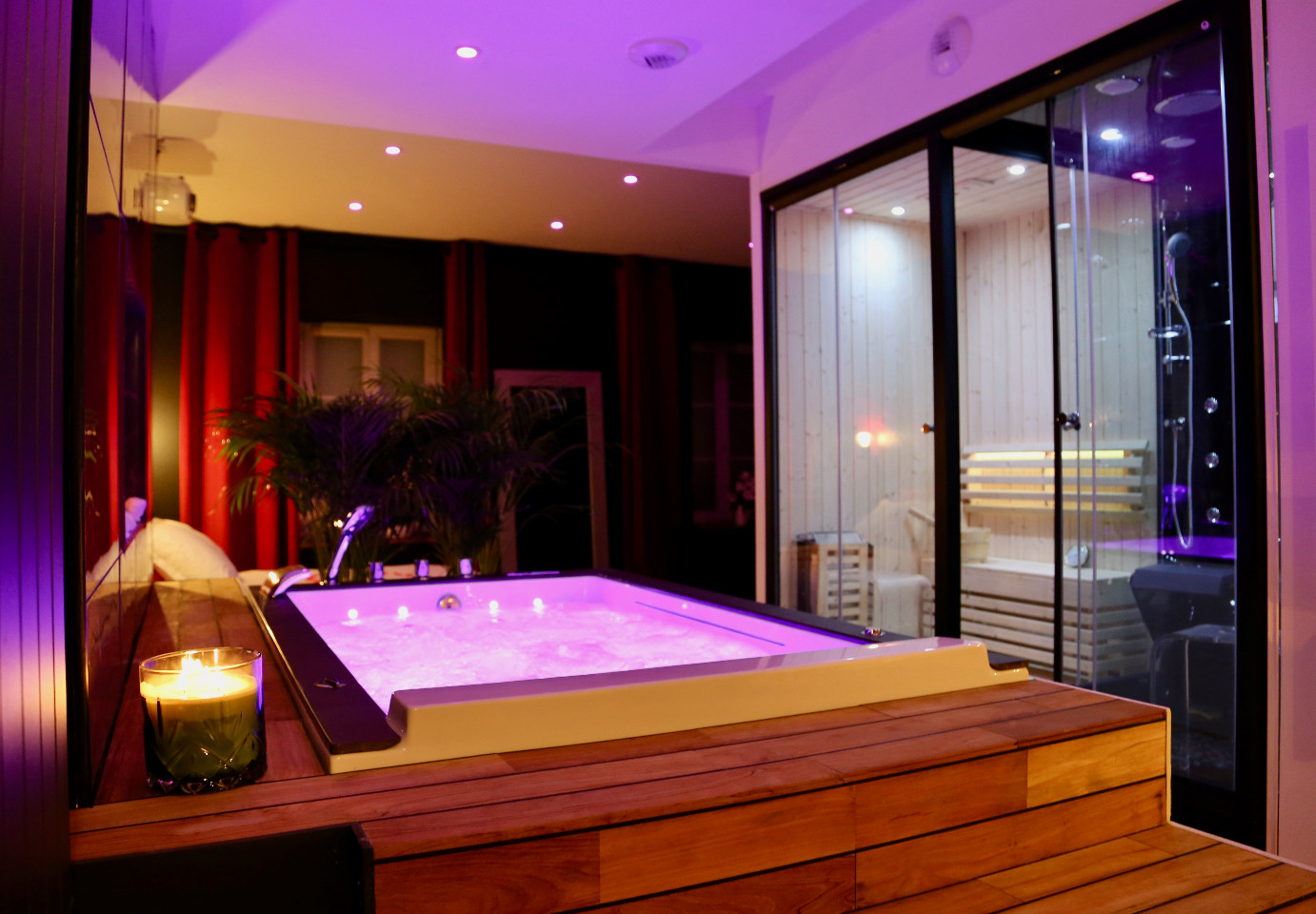 GreenGo Les delices rooms love room gold