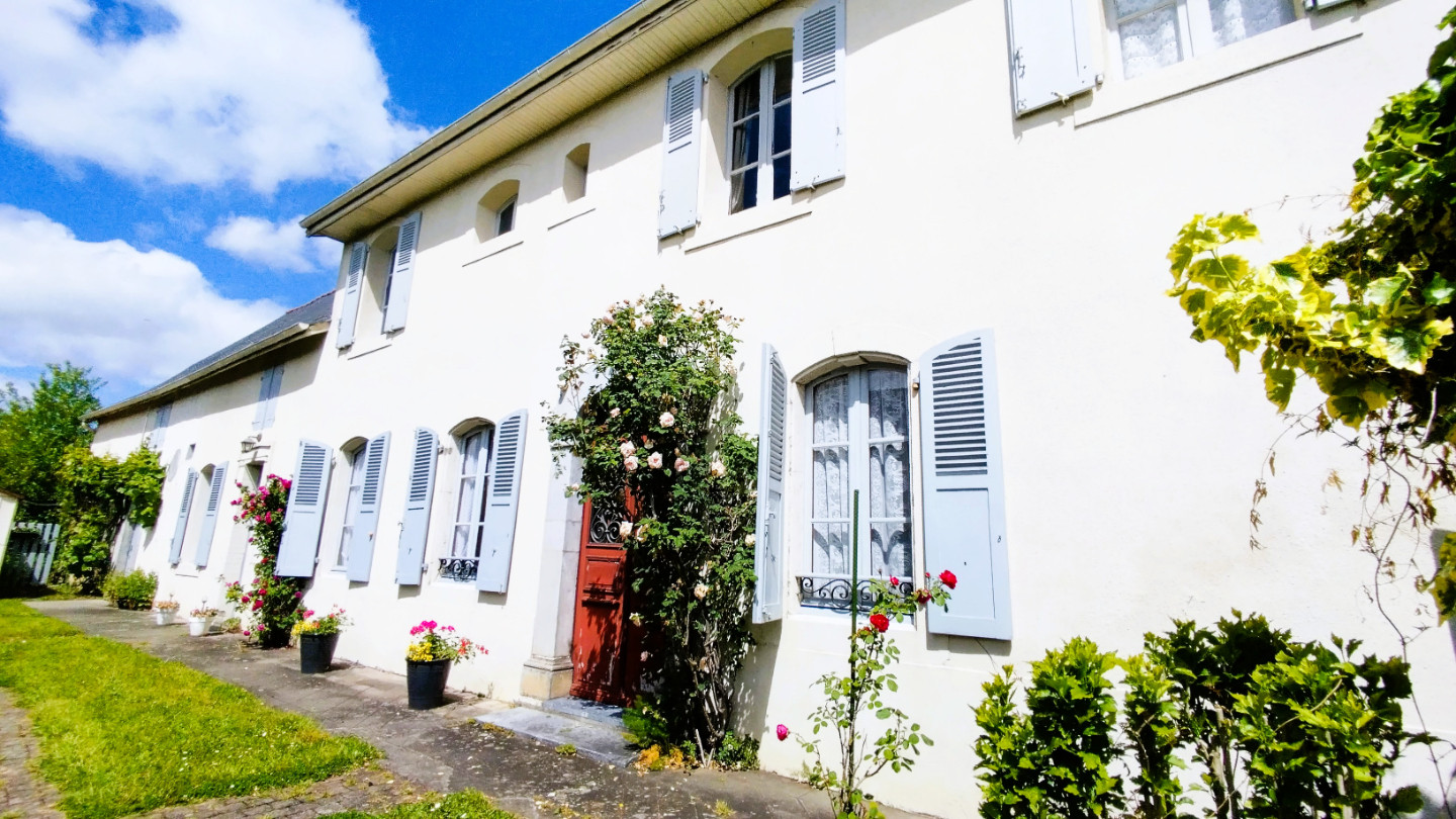 GreenGo Grande maison familiale authentique avec jardin, proche Lourdes & Pyrénées