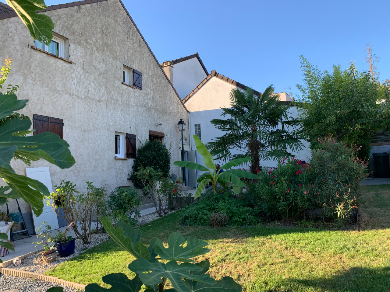 Grande maison familiale  & jardin, près de Paris,