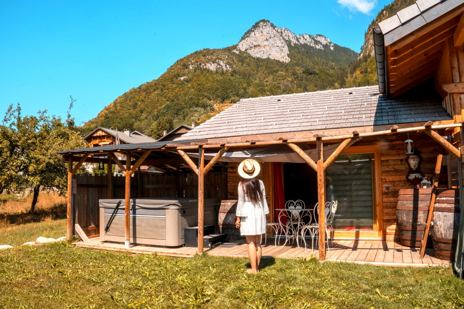 Logement GreenGo: Le chalet Saloon avec Jacuzzi en illimité privé