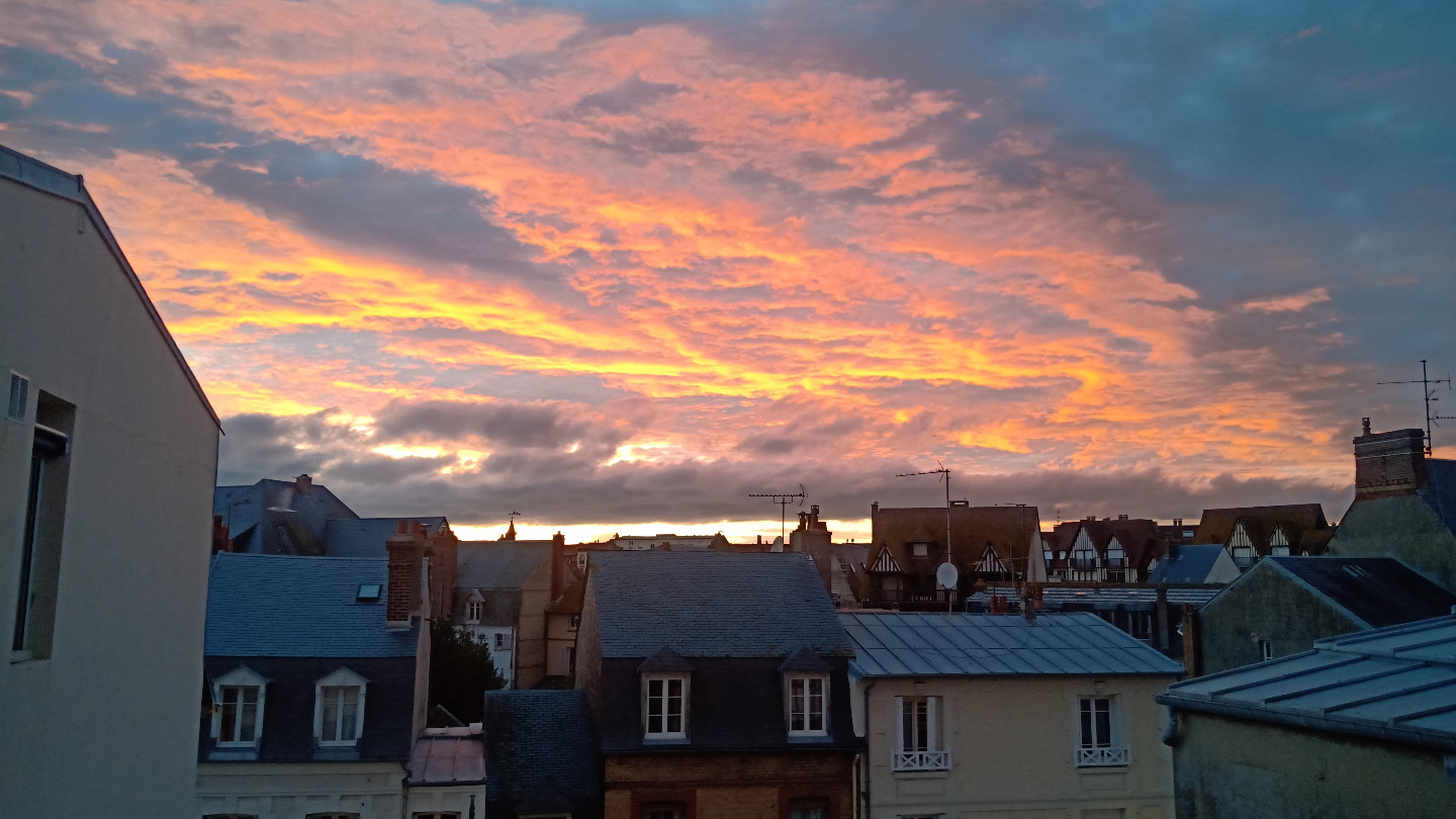 Petit appartement cosy hyper centre Deauville