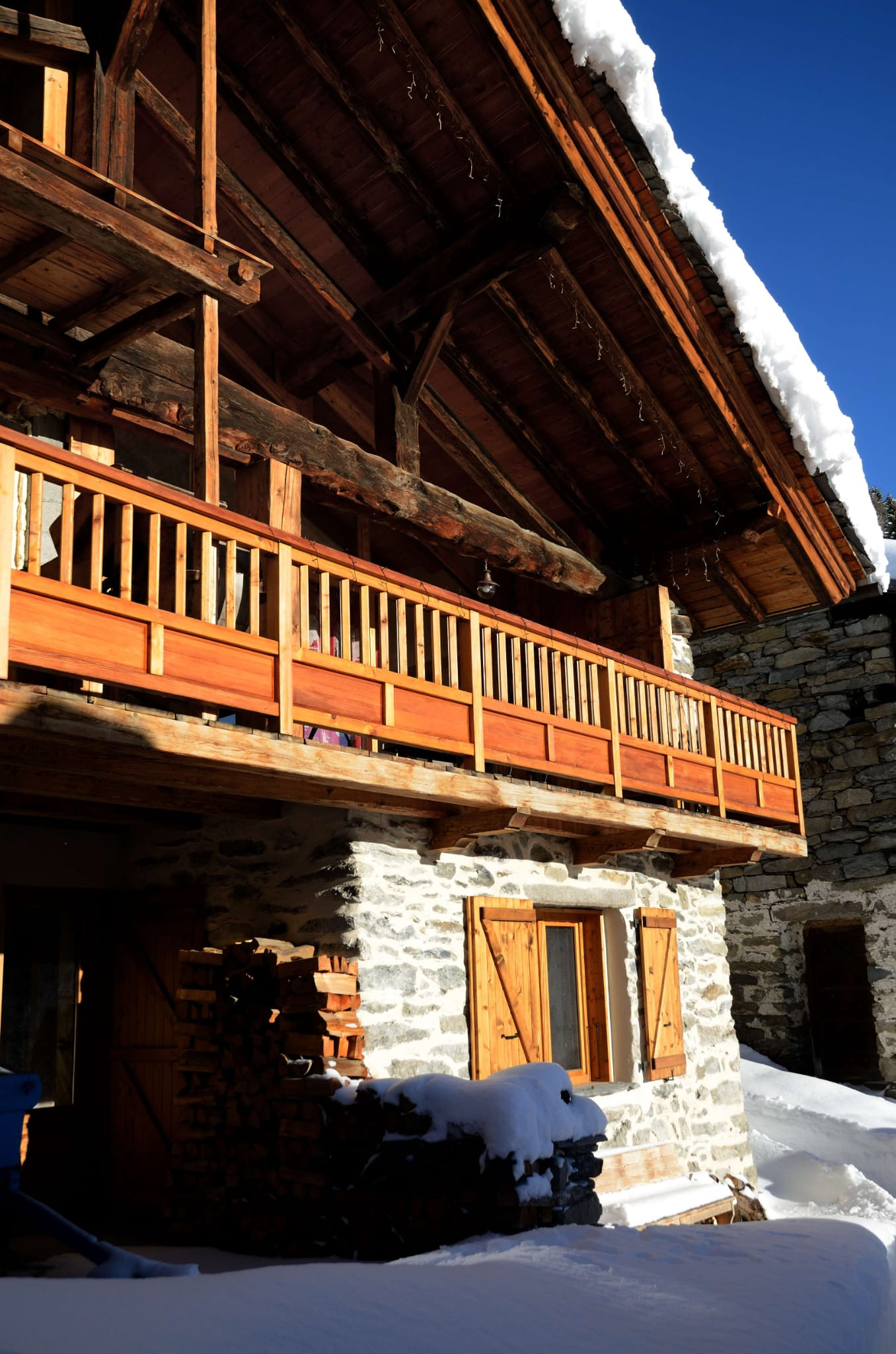 Appt dans chalet rénové, situé dans un hameau calme, mais proche de la Rosière San Bernardo