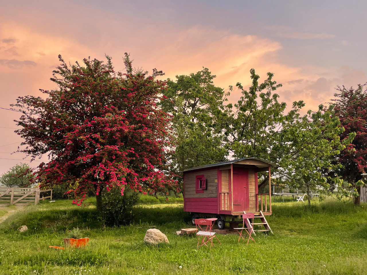 Logement GreenGo: Roulotte cosy à la ferme et feu de camp !