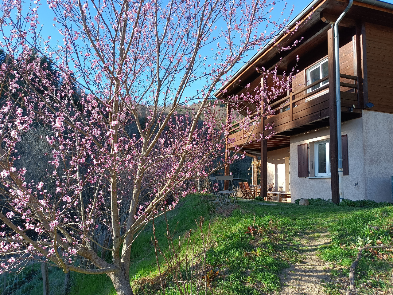 Hôte GreenGo: Gîte le Chalet du Bourget en Ardèche - pour un séjour vélo, rando ou repos !